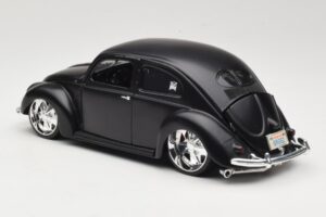 Volkswagen Beetle Type 1 Black Maisto 1:18 31018 Diecast — photo 7 of 8