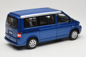 Volkswagen California T4 Ravenna Blue Metallic Norev 1:18 188607 Diecast — photo 3 of 8