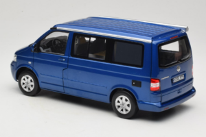 Volkswagen California T4 Ravenna Blue Metallic Norev 1:18 188607 Diecast — photo 7 of 8
