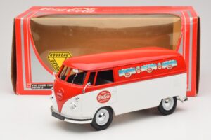 Volkswagen T1 Combi Coca-Cola Solido 1:18 9512 Diecast — photo 8 of 8