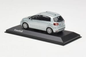 Volkswagen Cross Golf Mk5 Silver Minichamps 1:43 400054370 Diecast — photo 3 of 4