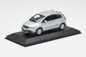 Volkswagen Cross Golf Mk5 Silver Minichamps 1:43 GOLF003 Diecast — photo 2 of 4