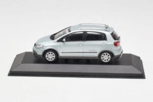 Volkswagen Cross Golf Mk5 Silver Minichamps 1:43 GOLF003 Diecast