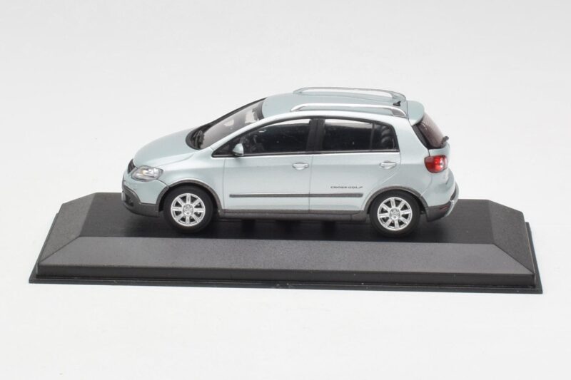 Volkswagen Cross Golf Mk5 Silver Minichamps 1:43 GOLF003 Diecast