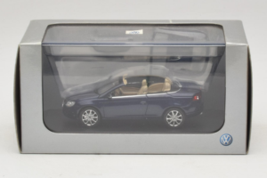 Volkswagen Eos Cabriolet Blue Minichamps 1:43 1F0099300D5Q Diecast — photo 5 of 5