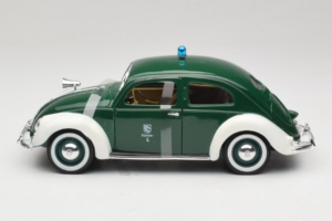 Volkswagen Export Sedan Police Maisto 1:18 56004 Diecast — photo 3 of 6