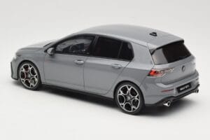 Volkswagen Golf GTI Mk8 Grey Otto 1:18 OT1137 Resin — photo 5 of 6