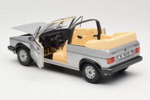 Volkswagen Golf Mk1 Cabriolet Silver Sun Star 1:18 VW004 Diecast — photo 5 of 8