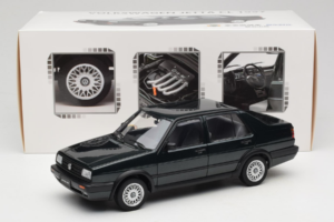 Volkswagen Jetta Mk3 CL Black Icartime 1:18 JETTA001 Diecast — photo 8 of 8