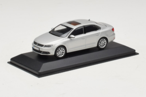 Volkswagen Jetta Mk6 Silver Minichamps 1:43 JETTA002 Diecast — photo 2 of 4