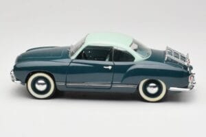 Volkswagen Karmann Ghia Blue Solido 1:18 8061 Diecast — photo 4 of 8