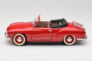 Volkswagen Karmann Ghia Cabriolet Red Solido 1:18 8058 Diecast — photo 4 of 8