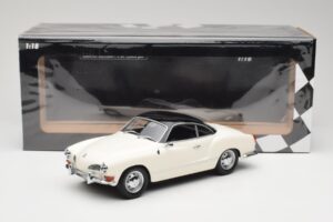 Volkswagen Karmann Ghia Cream Black Minichamps 1:18 155054021 Diecast — photo 6 of 6