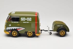 Volkswagen Kool Kombi Army Fighter Green Solido 1:18 S1810901 Diecast — photo 4 of 8