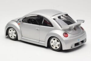 Volkswagen New Beetle RSi Silver Bburago 1:18 3306 Diecast — photo 7 of 8