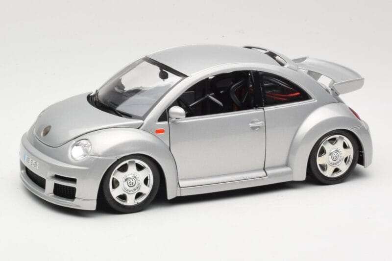 Volkswagen New Beetle RSi Silver Bburago 1:18 3306 Diecast