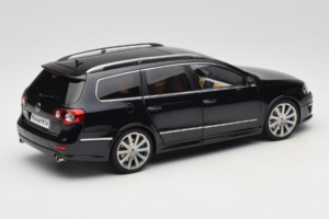 Volkswagen Passat B6 R36 Variant Black NZG 1:18 KF044-4A Diecast — photo 3 of 8
