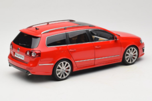 Volkswagen Passat B6 R36 Variant Red NZG 1:18 KF044-5 Diecast — photo 3 of 8