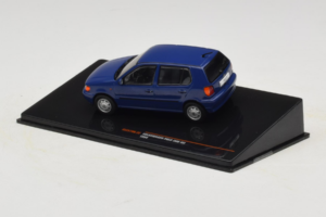 Volkswagen Polo Mk3 Blue IXO 1:43 CLC579N Diecast — photo 3 of 4