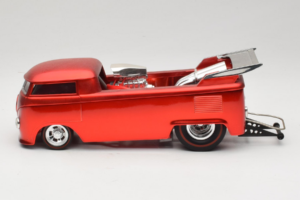 Volkswagen T1 Truck Red Hot Wheels 1:18 J2895 Diecast — photo 4 of 8
