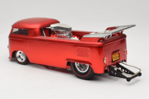 Volkswagen T1 Truck Red Hot Wheels 1:18 J2895 Diecast — photo 7 of 8