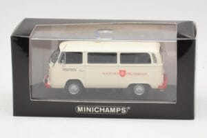 Volkswagen T2 Ambulance Malteser Hilfsdienst Minichamps 1:43 400053092 Diecast — photo 4 of 4