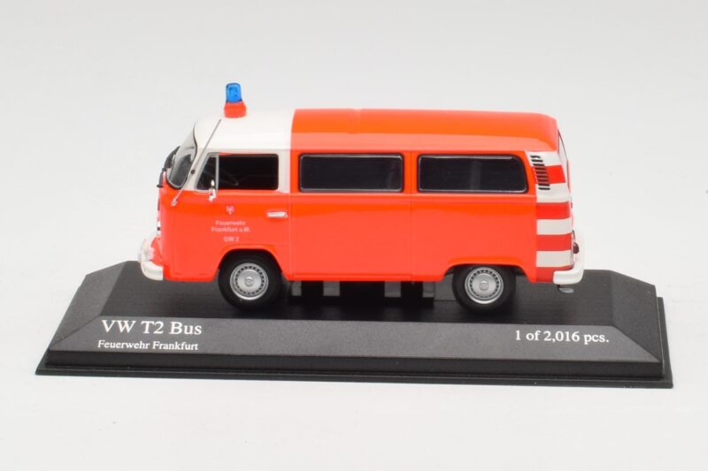 Volkswagen T2 Bus Fire Department Frankfurt Minichamps 1:43 400053091 Diecast