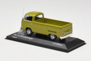 Volkswagen T2 Flatbed Green Minichamps 1:43 400053202 Diecast — photo 3 of 4