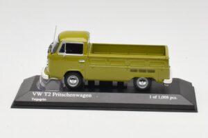 Volkswagen T2 Flatbed Green Minichamps 1:43 400053202 Diecast
