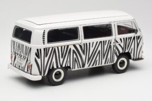 Volkswagen T2a Bus Safari Schuco 1:18 00191 Diecast — photo 3 of 8