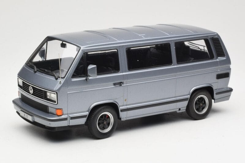 Volkswagen T3 Porsche B32 Minibus Blue KK-Scale 1:18 KKDC180221 Diecast