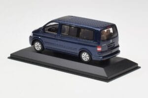 Volkswagen T5 Bus Shadow Blue Minichamps 1:43 842902102 Diecast — photo 3 of 4