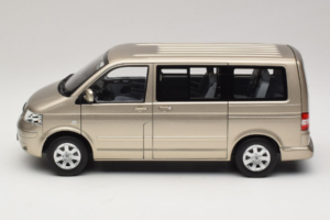 Volkswagen T5 Multivan Beige Metallic Norev 1:18 188602 Diecast — photo 3 of 8