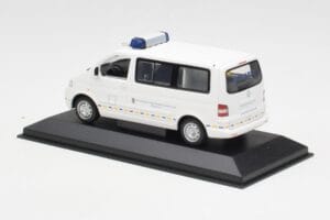 Volkswagen T5 Multivan Bundeswehr Emergency Doctor Prototype Minichamps 1:43 400052291-P1 Diecast — photo 3 of 4