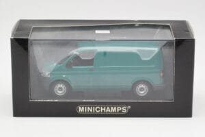 Volkswagen T5 Transporter Green Minichamps 1:43 400052261 Diecast — photo 4 of 4