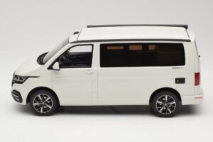 Volkswagen T6.1 California Ocean Candy White Otto 1:18 OT488 Resin — photo 3 of 6