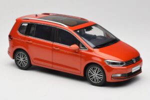 Volkswagen Touran 5T Orange Paudi Model 1:18 ZVE000003ORA Diecast — photo 6 of 8