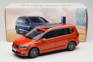 Volkswagen Touran 5T Orange Paudi Model 1:18 ZVE000003ORA Diecast — photo 8 of 8