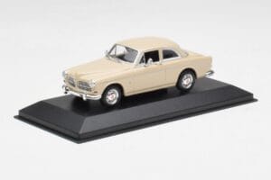 Volvo 121 Amazon Beige Minichamps 1:43 940171002 Diecast — photo 2 of 4
