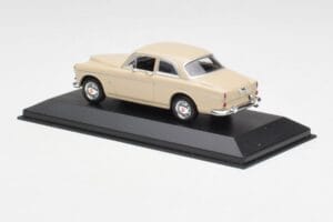Volvo 121 Amazon Beige Minichamps 1:43 940171002 Diecast — photo 3 of 4