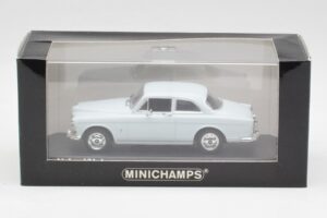 Volvo 121 Amazon Bright Blue Minichamps 1:43 430171007 Diecast — photo 4 of 4