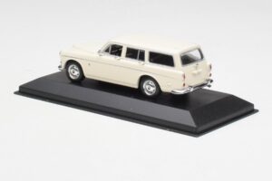 Volvo 121 Amazon Estate White Minichamps 1:43 430171010 Diecast — photo 3 of 4