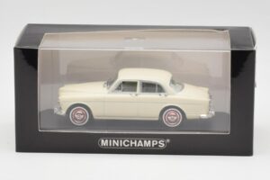Volvo 121 Amazon White Minichamps 1:43 430171040 Diecast — photo 4 of 4