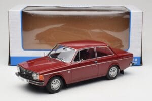 Volvo 142 Dark Red MCG 1:18 MCG18443 Diecast — photo 6 of 6
