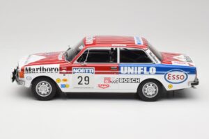 Volvo 142 #29 M. Alen / I. Kivimaki Rally 1000 Lakes 1973 MCG 1:18 MCG18528R Diecast — photo 3 of 6