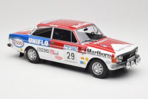 Volvo 142 #29 M. Alen / I. Kivimaki Rally 1000 Lakes 1973 MCG 1:18 MCG18528R Diecast — photo 4 of 6