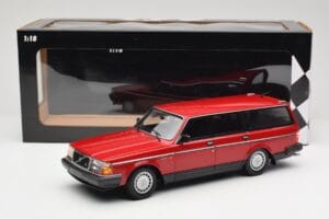 Volvo 240 GL Estate Red Minichamps 1:18 155171411 Diecast — photo 6 of 6