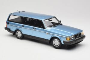 Volvo 240 GL Estate Blue Metallic Minichamps 1:18 155171414 Diecast — photo 4 of 6
