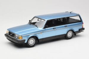 Volvo 240 GL Estate Blue Metallic Minichamps 1:18 155171414 Diecast