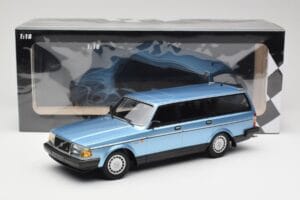 Volvo 240 GL Estate Blue Metallic Minichamps 1:18 155171414 Diecast — photo 6 of 6
